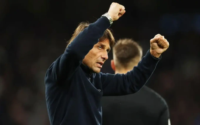 Napoli, la frecciata di Antonio Conte: “Var? Quando ne parlai io…”