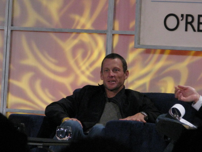 Armstrong attacca: “Anche i miei rivali hanno imbrogliato”