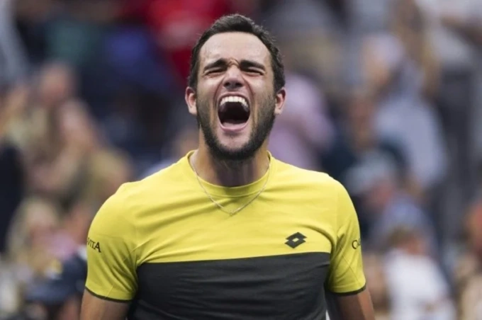 Gioia Berrettini: supera De Minaur in due set e vola ai quarti