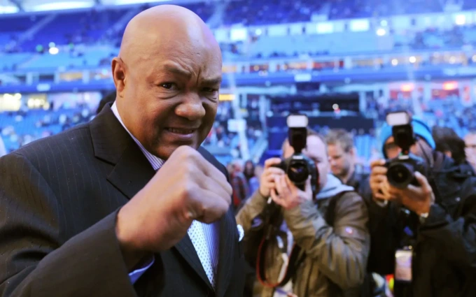 La boxe in lutto: è morto George Foreman