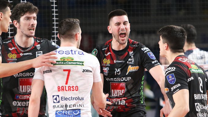 Civitanova vola con Nikolov, Milano non può più sbagliare
