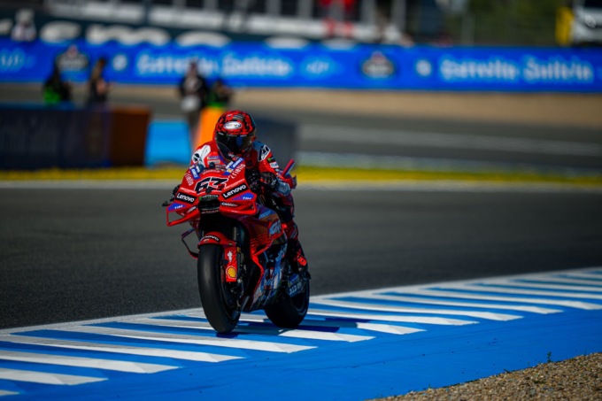 La Ducati incoraggia Bagnaia: “Vogliamo fargli tornare il sorriso”