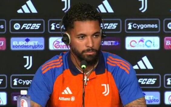 Juventus, impazza il mercato in uscita: tutte le trattative