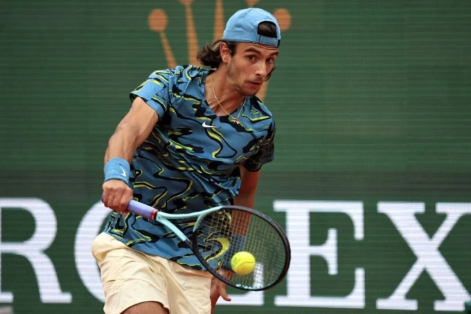 Impresa Musetti: rimonta Tsitsipas e vola in semifinale