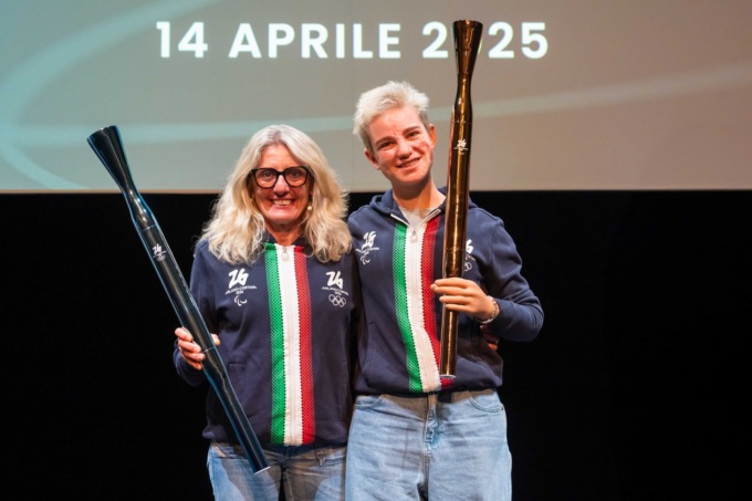 Svelate le torce olimpiche di Milano-Cortina 2026