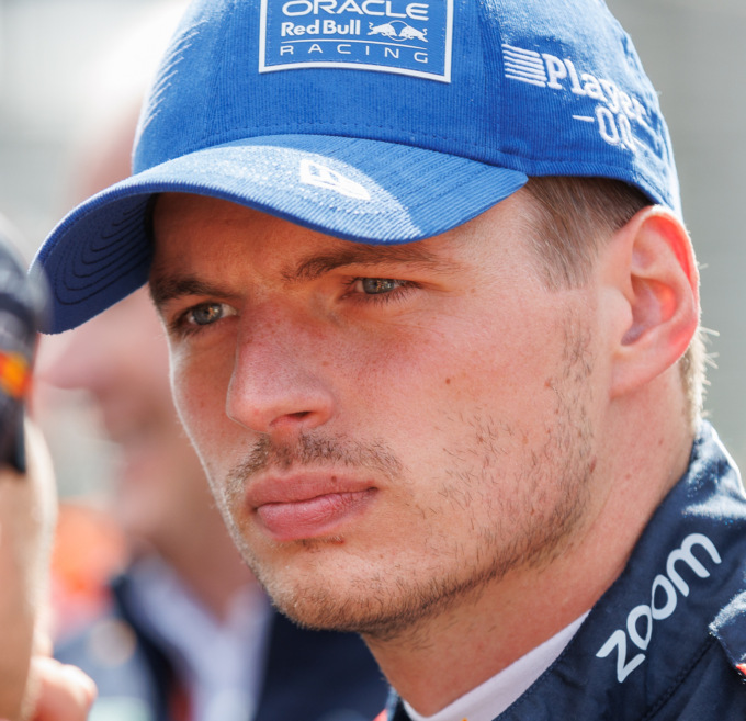 Max Verstappen conquista la pole position in Giappone