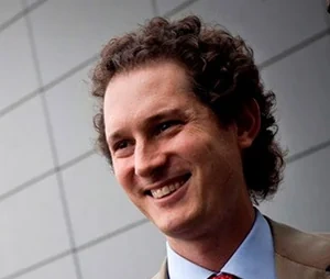 Elkann: “Auto elettrica e vela prossime sfide Ferrari”