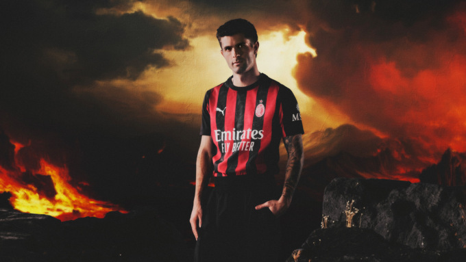 Pulisic nuova maglia Milan