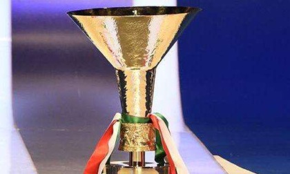 L'Inter frena contro la Lazio, il Napoli pareggia a Parma e resta a +1