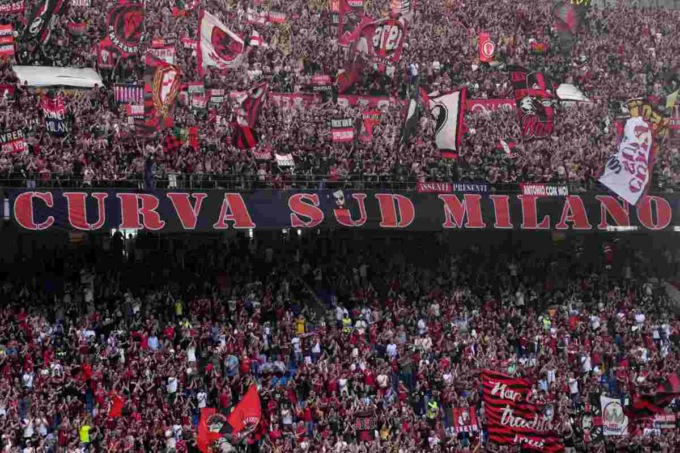 Milan, vietata la trasferta a Roma per i tifosi