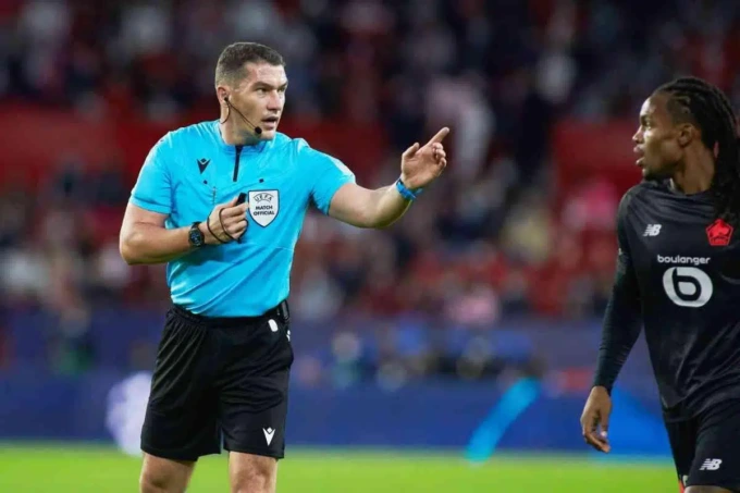 Il rumeno Kovacs arbitrerà la finale Paris Saint Germain-Inter