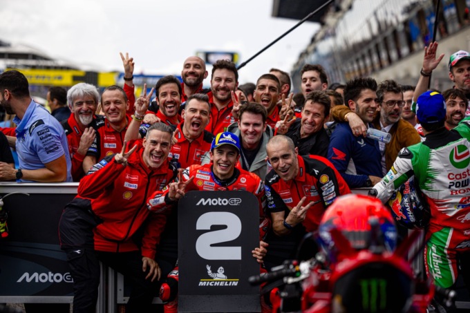 Marquez sorride: “Non mi sono preso rischi”