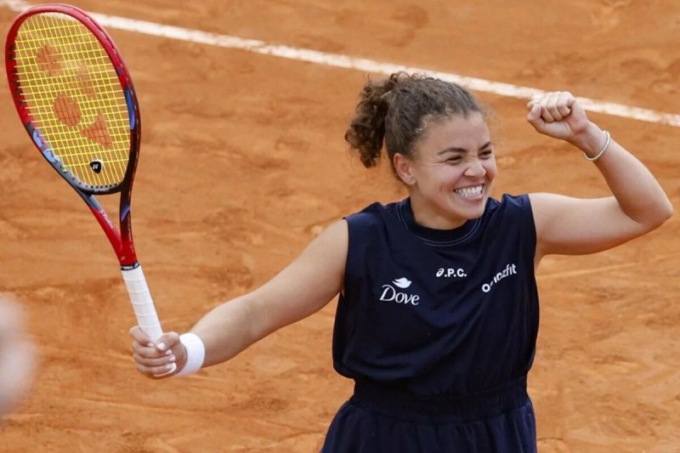 Jasmine Paolini vola in finale a Roma