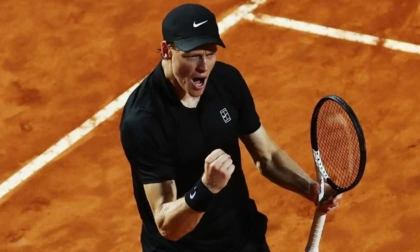Sinner rimonta Paul: è in finale a Roma 47 anni dopo Panatta!