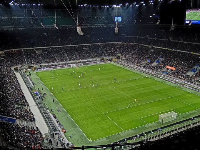 L’Inter batte il Verona e resta in scia al Napoli