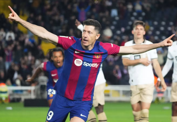 Barcellona, recuperato Lewandowski: è tra i convocati