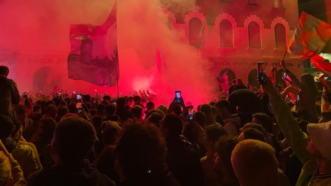 La Cremonese torna in Serie A! 3-2 allo Spezia e promozione