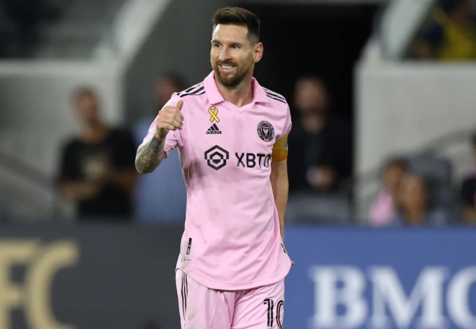 Messi e il Palmeiras vanno agli ottavi, il Porto saluta il Mondiale
