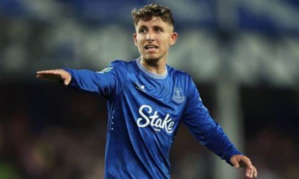 Bologna, assa caldo con il Napoli: non solo uscite, piace Lindstrom