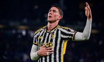 Retegui e Vlahovic animano il mercato degli attaccanti