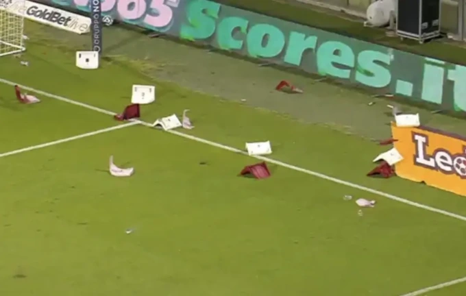 Salernitana stangata: 0-3 a tavolino e due gare a porte chiuse