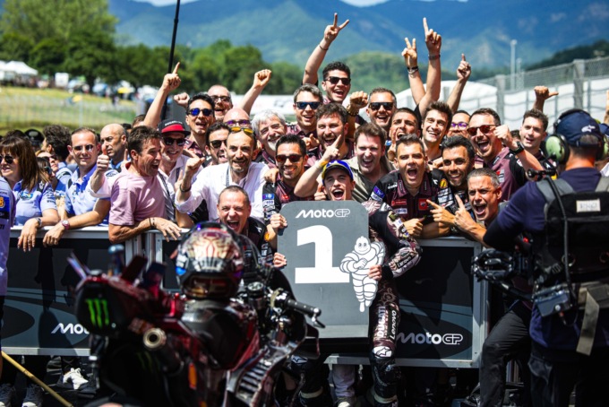 Marc Marquez trionfa anche al Mugello