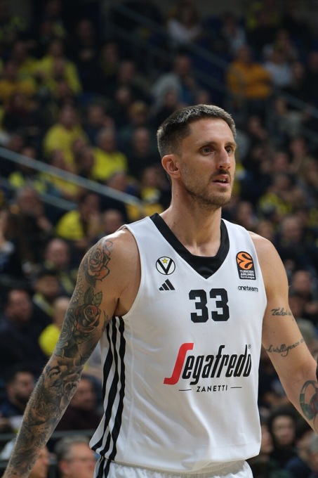 Palonara ha la leucemia: l’annuncio shock della Virtus Bologna