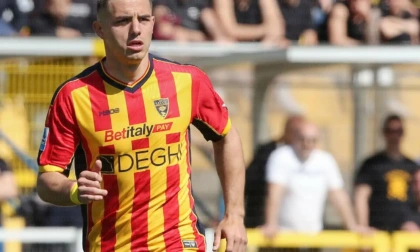 Roma, rivoluzione in attacco: si scaldano Mikautadze o Krstovic