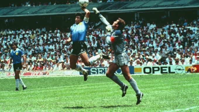 All’asta la maglia di Peter Shilton indossata in Argentina-Inghilterra della “Mano de Dios”