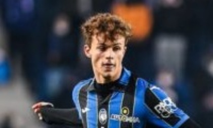 Milan e Napoli su Scalvini: l'Atalanta fa muro