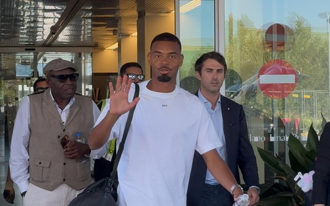 Inter, è il giorno di Diouf: visite mediche e firma sul contratto