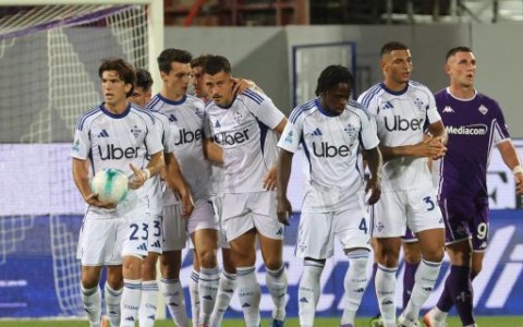 Il Como espugna Firenze al 94′