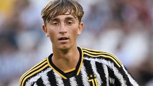 Il padre di Huijsen: “Mandato via dalla Juve, uno shock”