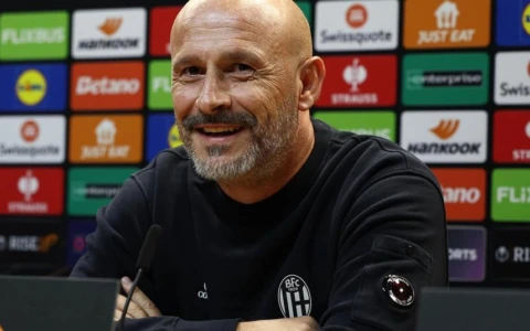 Bologna, Vincenzo Italiano ricoverato per polmonite