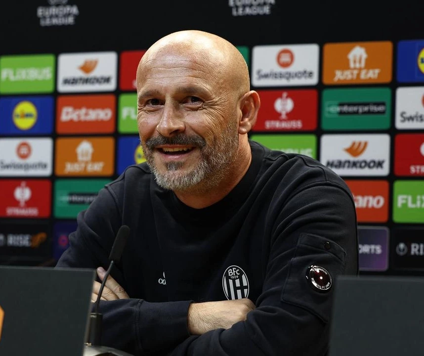 Bologna, Vincenzo Italiano ricoverato per polmonite