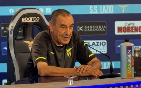 Lazio, Sarri: “Settimana difficile, possiamo usare tanti moduli”