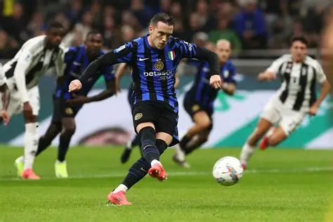 Inter, parla Zielinski: “Voglio far vedere ai tifosi il mio prime”