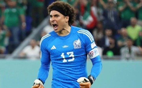 Ochoa, ma che combini? Scappa prima di firmare