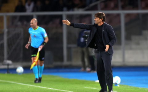 Napoli, Conte torna alle origini: con il Como spazio al 4-3-3