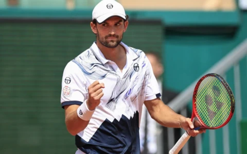 Shanghai, favola Vacherot: batte Djokovic e va in finale