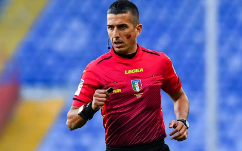 Arbitri, torna la prova tv: inizia la lotta contro i simulatori