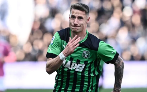 Sassuolo, Pinamonti: “L’obiettivo è restare in Serie A”
