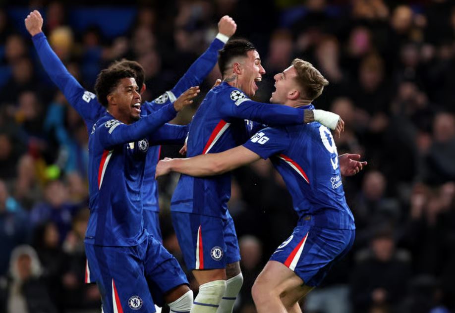 Il Chelsea travolge il Barcellona, City ko in casa