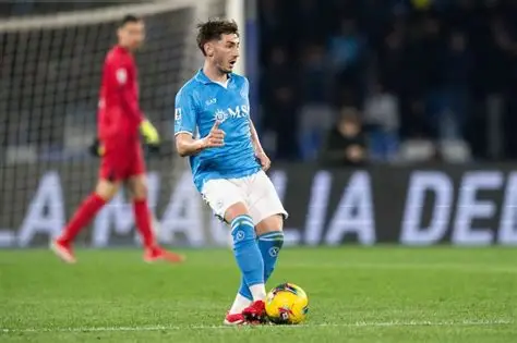 Napoli, Gilmour si opera: la nota del club