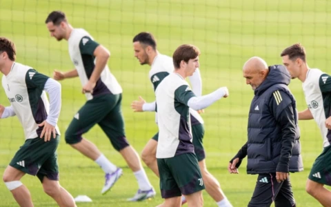 Spalletti ridisegna la Juventus, a Firenze sarà 4-3-3