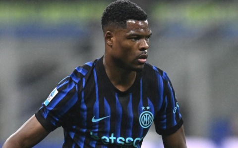 Inter, via alla settimana-derby: ottimismo per Dumfries