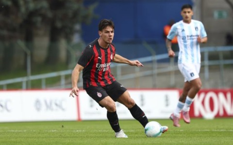 Il Milan perde 3-2 con l’Entella: Jashari in campo per 90′