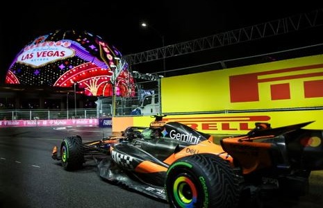 Norris si prende la pole, disastro Ferrari: Hamilton ultimo