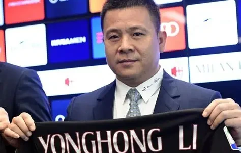 L’ex presidente del Milan Yonghong Li fallisce: debiti per 250 mln