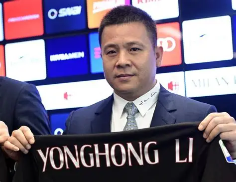 L’ex presidente del Milan Yonghong Li fallisce: debiti per 250 mln